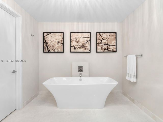 Apartment for sale  Unit #2110 - photo 7439677