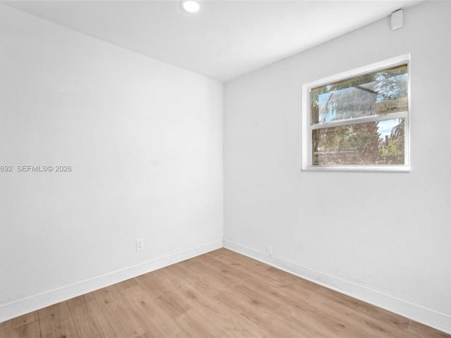 4-bedroom home for rent in Fort Lauderdale - 841 NW 15th Ter 0 - MondialRealty