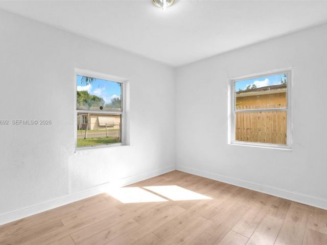4-bedroom home for rent in Fort Lauderdale - 841 NW 15th Ter 0 - MondialRealty