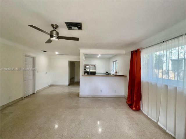 2-bedroom home for rent in Hollywood - 1623 Johnson St 1623 - MondialRealty