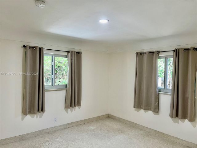 2-bedroom home for rent in Hollywood - 1623 Johnson St 1623 - MondialRealty