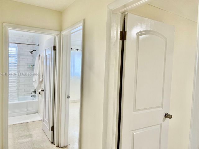 2-bedroom home for rent in Hollywood - 1623 Johnson St 1623 - MondialRealty
