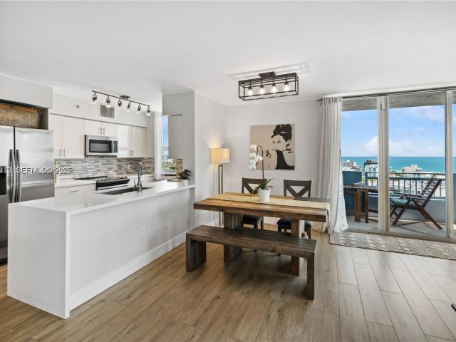 Apartment for rent  Unit #1901 - photo 7449876