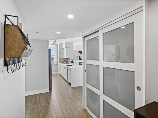 Apartment for rent  Unit #1901 - photo 7449884