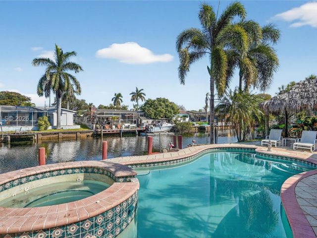 Home for sale at 2831 Arthur St - photo 7474794