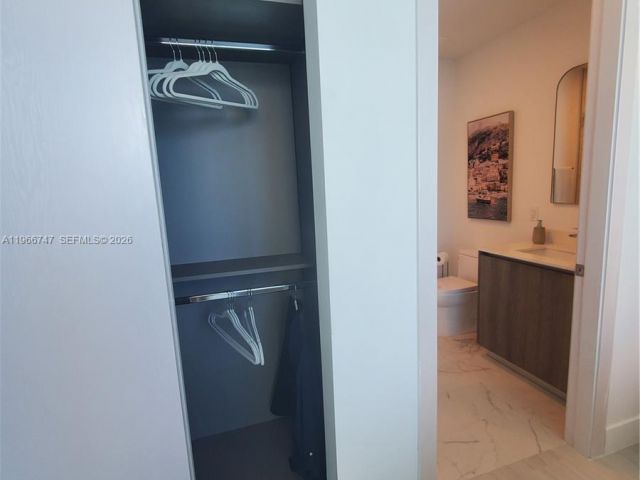 Apartment for rent  Unit #1402 - photo 7440009