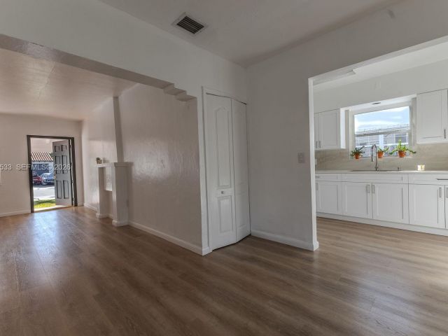 Home for sale at 1441 SW 17th St - photo 7439838