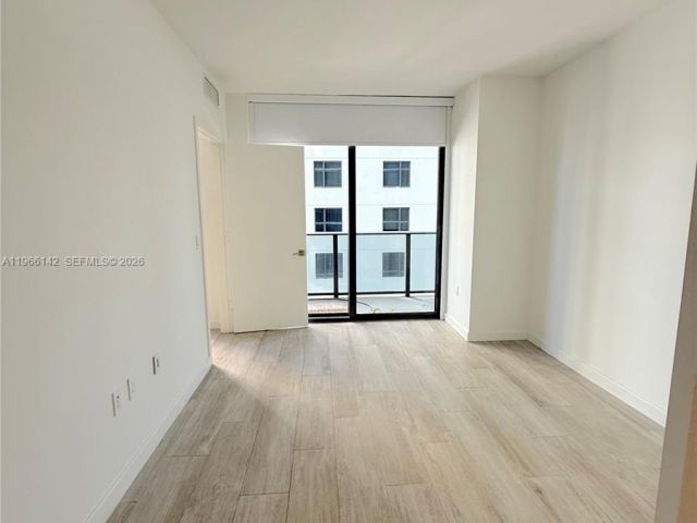 Apartment for rent  Unit #1809 - photo 7440121