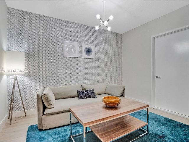 Apartment for rent  Unit #4-2104 - photo 7441663