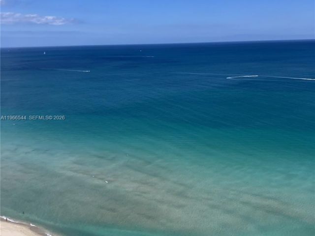 Apartment for sale  Unit #3708 - photo 7448110