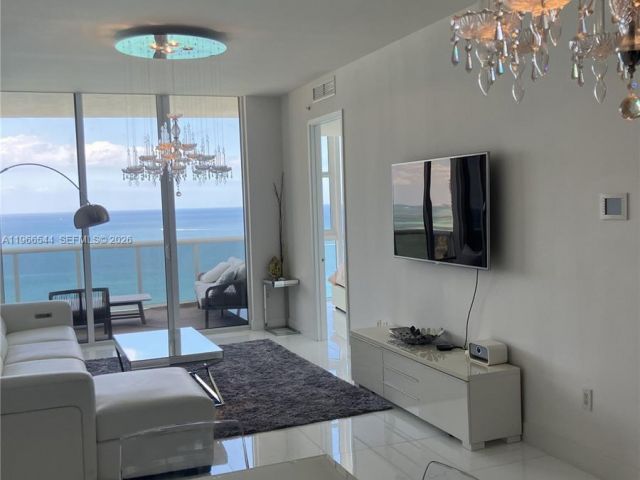 Apartment for sale  Unit #3708 - photo 7448118