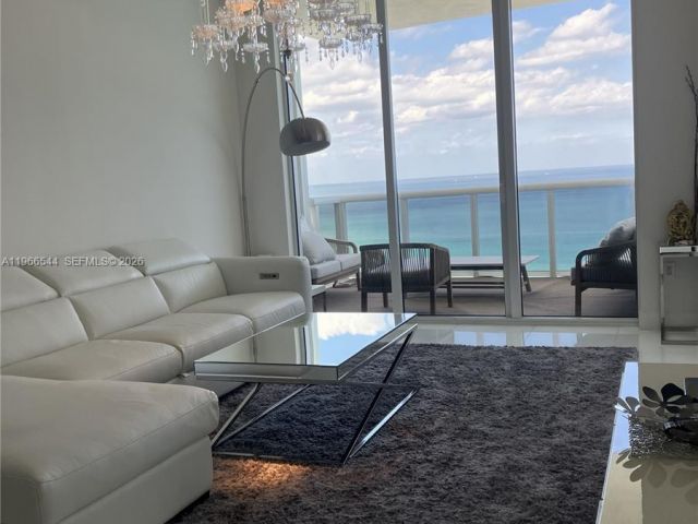 Apartment for sale  Unit #3708 - photo 7448119