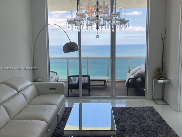 Apartment for sale  Unit #3708 - photo 7448120