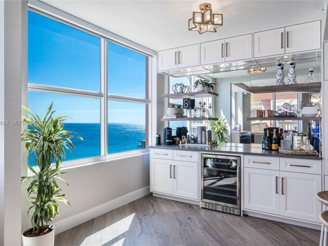 Apartment for sale  Unit #11B - photo 7497325