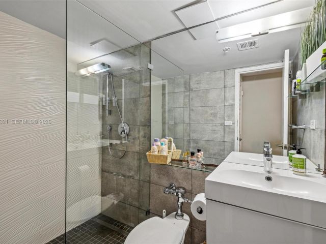 Apartment for sale  Unit #544S - photo 7440101