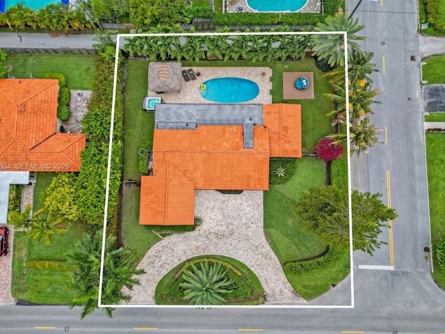 Home for rent at 1201 Washington St - photo 7439933