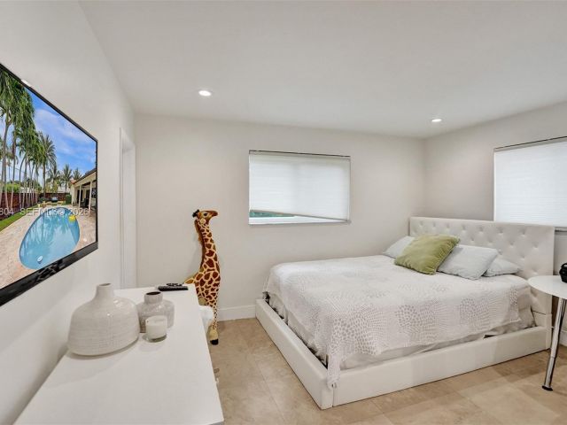 Home for rent at 1201 Washington St - photo 7439949