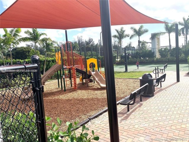 Home for rent at 20945 NW 1st Dr 20945 - photo 7445445