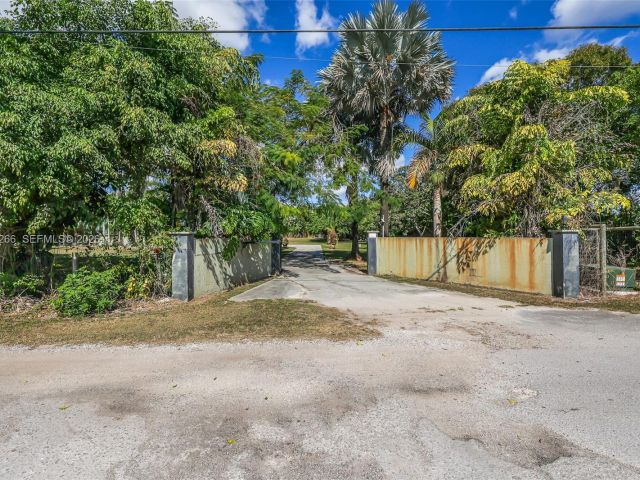 Home for sale at 18975 SW 224th St - photo 7443839