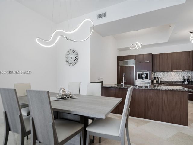 Apartment for rent  Unit #3803 - photo 7496762