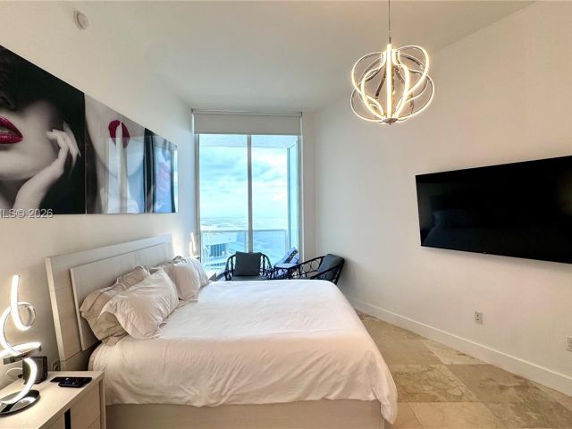 Apartment for rent  Unit #3803 - photo 7496773