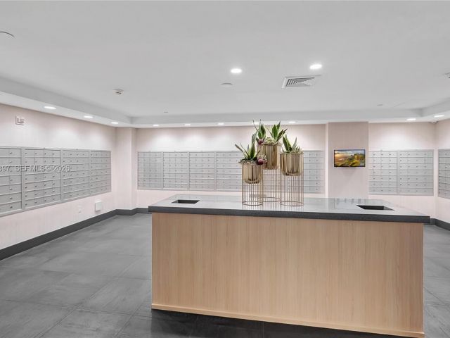 Apartment for sale  Unit #1602 - photo 7441059