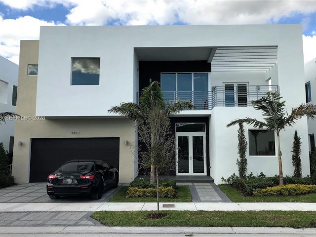 Home for rent at 10055 NW 75th St - photo 7440122