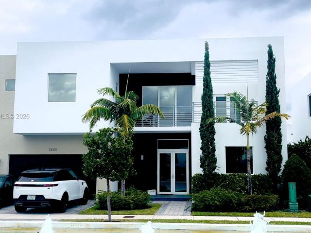 Home for rent at 10055 NW 75th St - photo 7440123