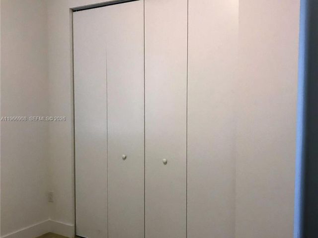 Home for rent at 10055 NW 75th St - photo 7440137