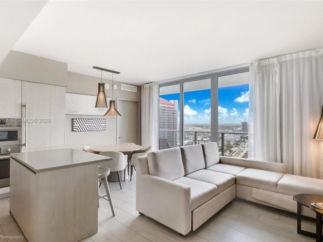 Apartment for sale  Unit #R2204 - photo 7512850