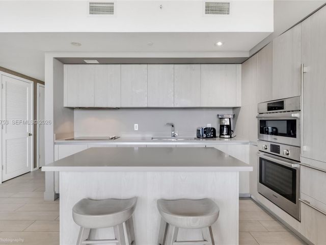 Apartment for sale  Unit #R2204 - photo 7512851