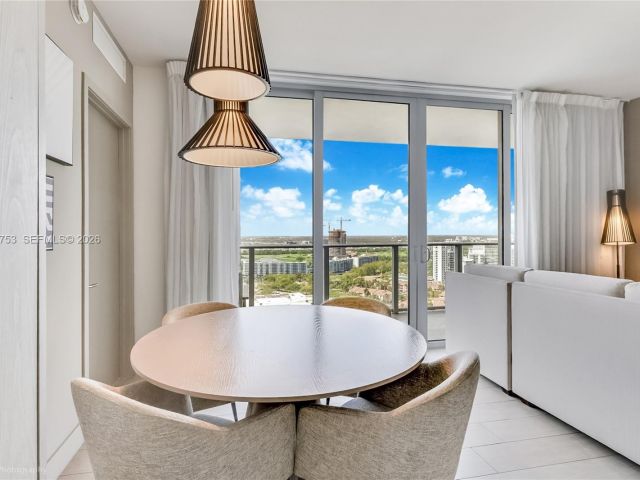 Apartment for sale  Unit #R2204 - photo 7512853