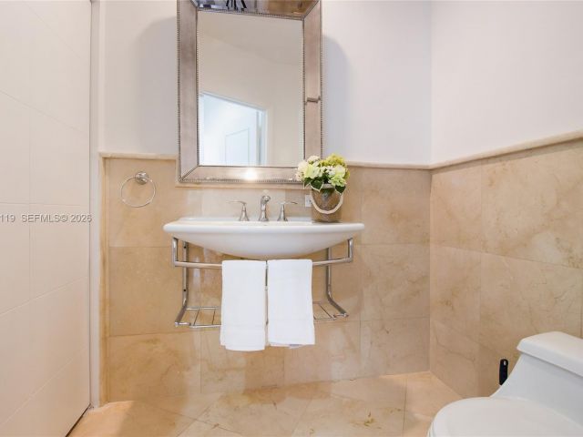 Apartment for rent  Unit #4306 - photo 7440453