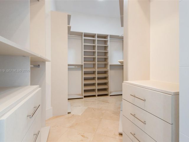 Apartment for rent  Unit #4306 - photo 7440467