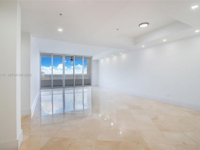 Apartment for rent  Unit #4306 - photo 7440469