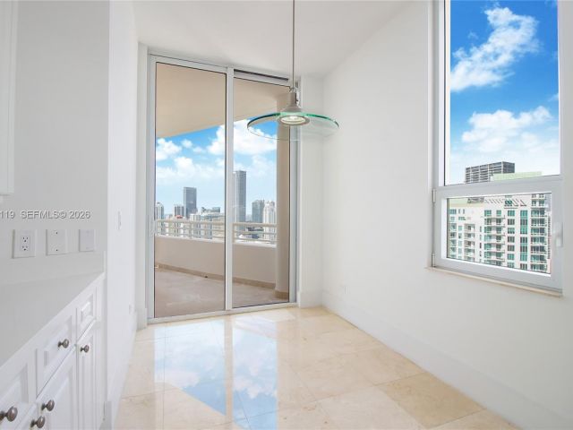 Apartment for rent  Unit #4306 - photo 7440471