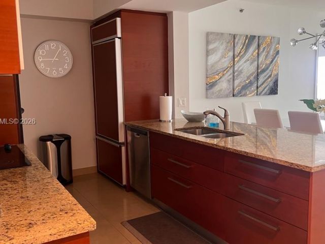 Apartment for rent  Unit #3404 - photo 7442847