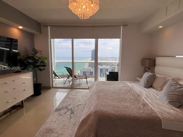 Apartment for rent  Unit #3404 - photo 7442850