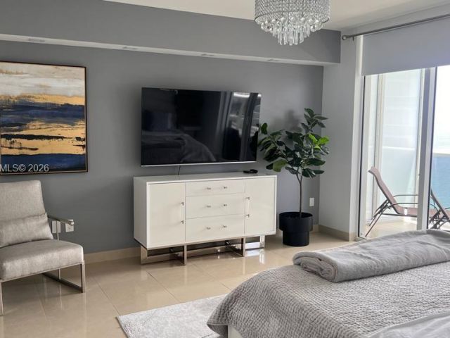 Apartment for rent  Unit #3404 - photo 7442851