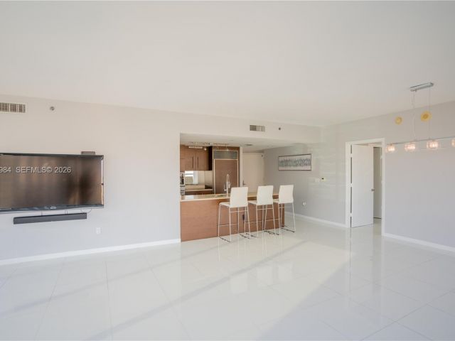 Apartment for sale  Unit #4802 - photo 7443970