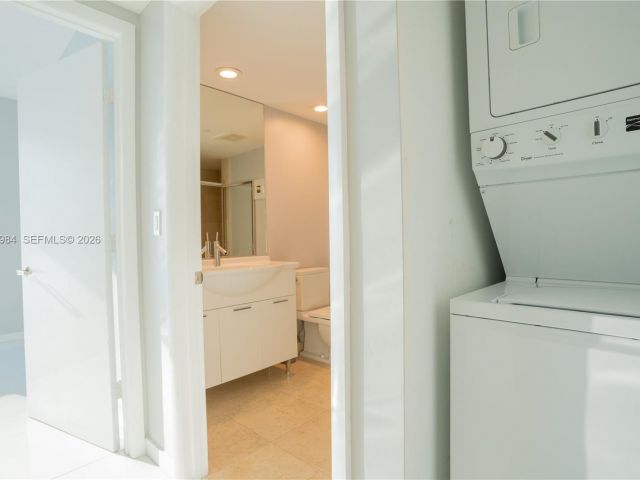 Apartment for sale  Unit #4802 - photo 7443977