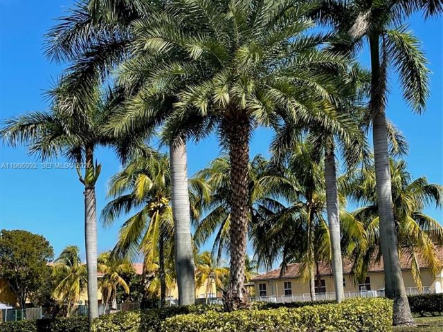 3-bedroom home for rent in Homestead - 24063 SW 109th Ave - MondialRealty