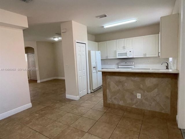 3-bedroom home for rent in Homestead - 24063 SW 109th Ave - MondialRealty