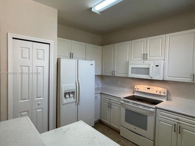 3-bedroom home for rent in Homestead - 24063 SW 109th Ave - MondialRealty