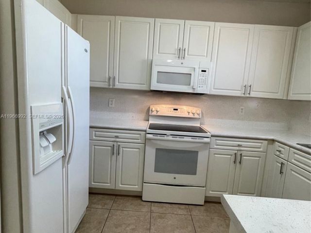3-bedroom home for rent in Homestead - 24063 SW 109th Ave - MondialRealty