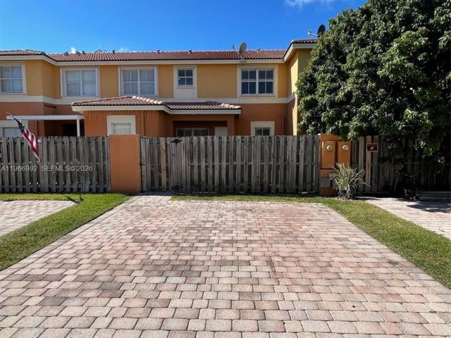 3-bedroom home for rent in Homestead - 24063 SW 109th Ave - MondialRealty