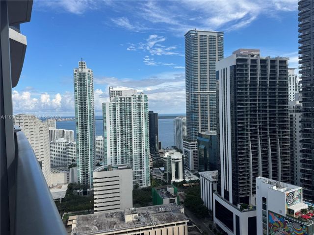 Apartment for rent  Unit #3404 - photo 7443876