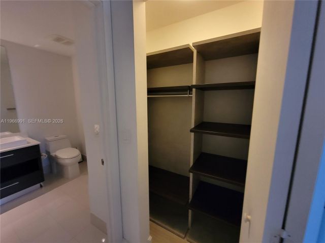 Apartment for rent  Unit #3404 - photo 7443887