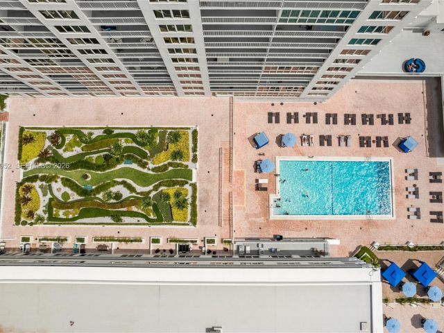 Apartment for rent  Unit #632 - photo 7443349