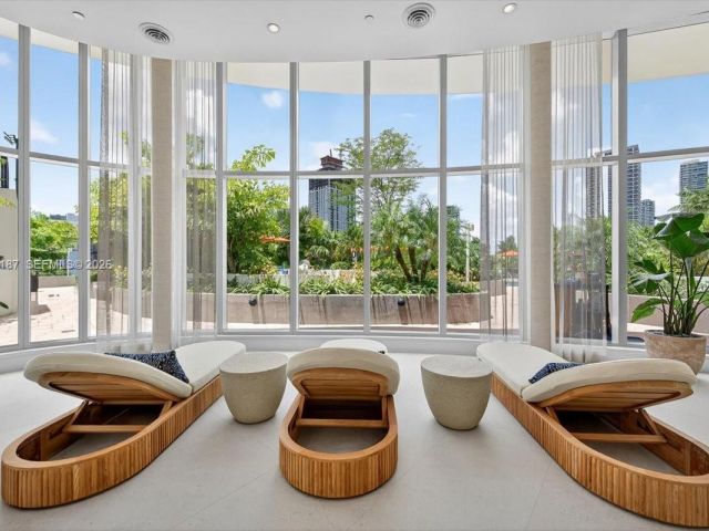 Apartment for rent  Unit #1405 - photo 7489287